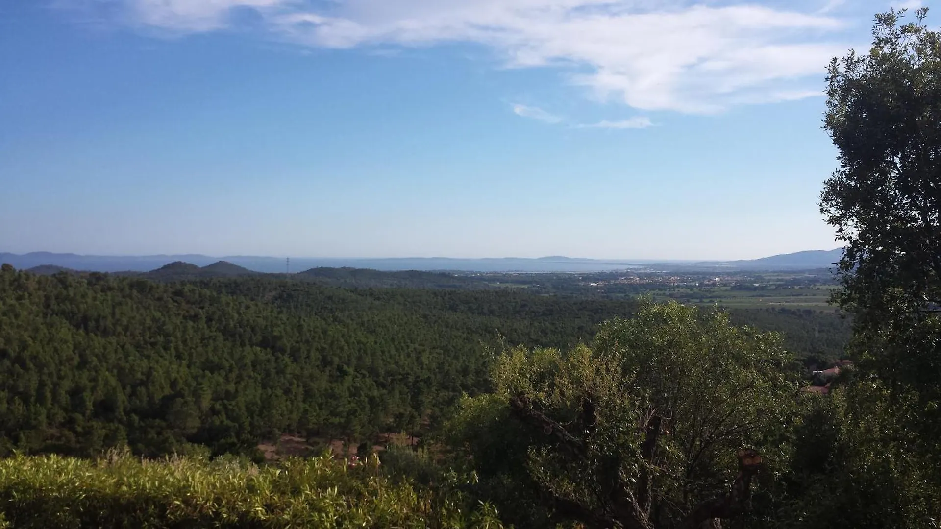 La Londe -Studio T1 - Sur La Colline 0*, La Londe-les-Maures
